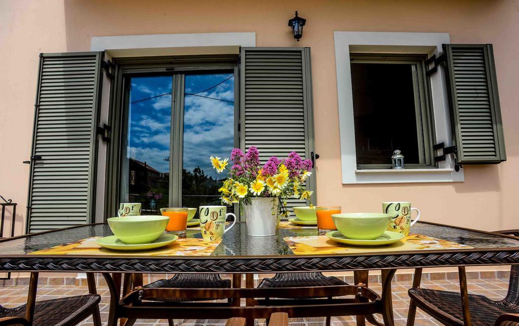 Maniata Holiday Apartments Antipata  Exterior photo
